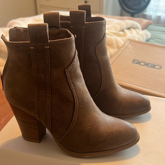 Justfab boots - Picture 1 of 3